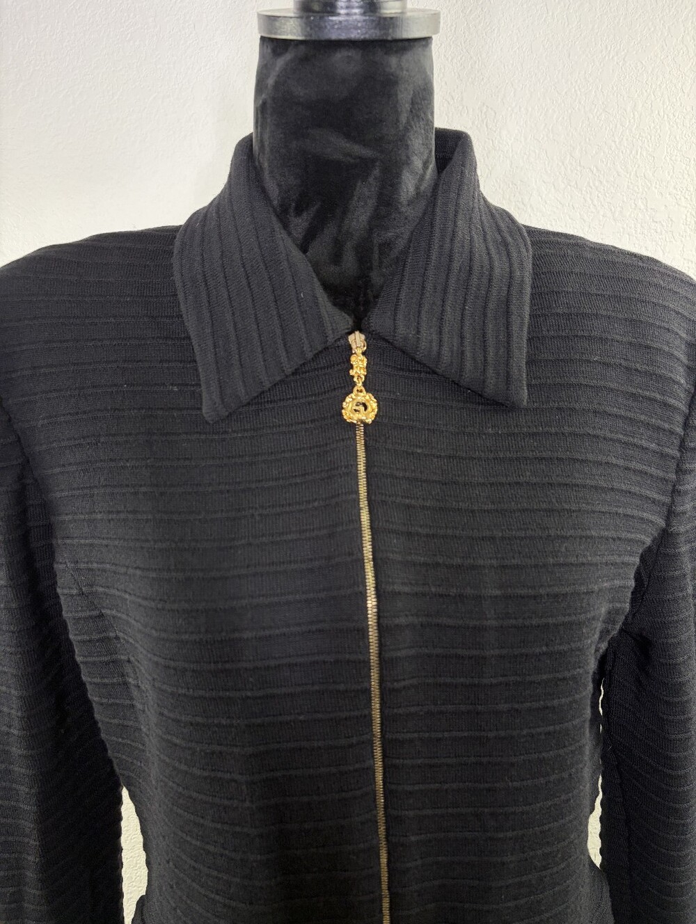 St. John Collection Ribbed Gold Zipper Jacket Blazer 10 - Picture 3 of 11
